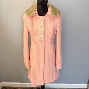 VTG  Coffee Shop Women's Long Winter Coat Size M Pink Wool Blend Faux Fur Collar